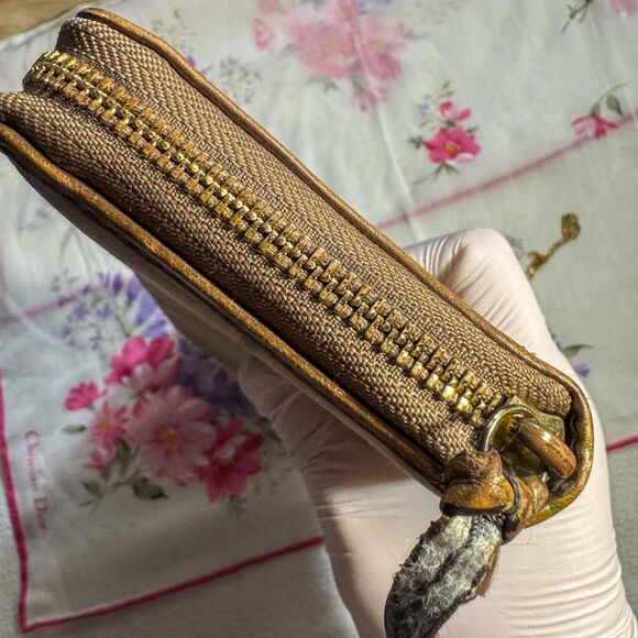 Coach Signature Canvas Wallet with Floral Appliqué - Picture 6 of 13